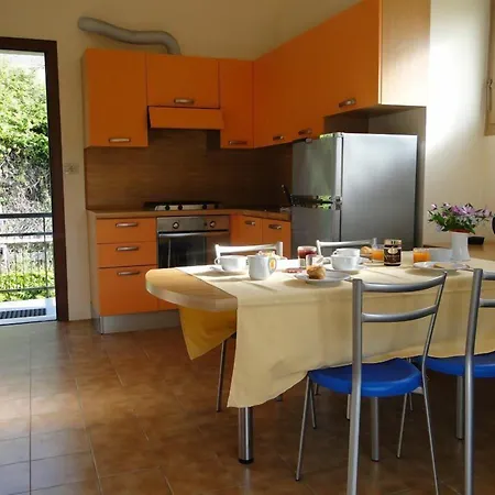 شقة فندقية La Carruba 4*