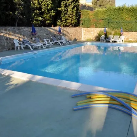 شقة فندقية La Carruba 4*