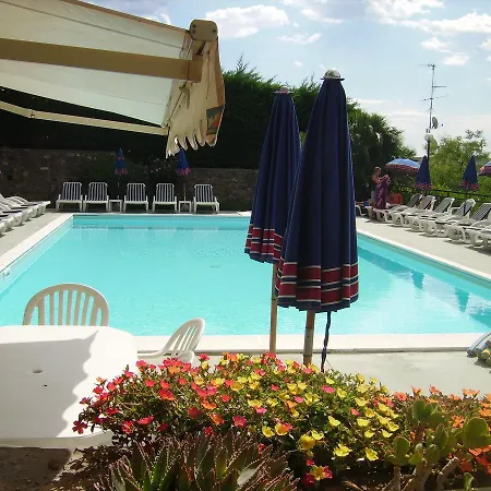 La Carruba Aparthotel 3*