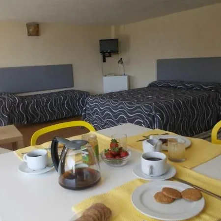 شقة فندقية La Carruba 4*