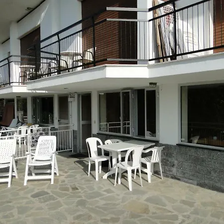 Aparthotel La Carruba 3*