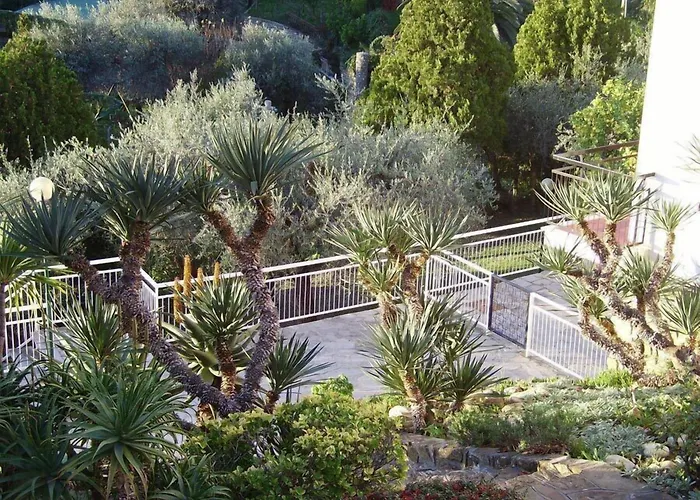 拉卡鲁巴公寓式酒店 3*