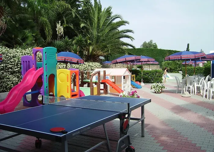 拉卡鲁巴公寓式酒店 迪亚诺马里纳