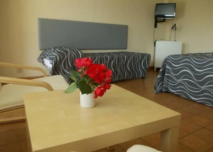 拉卡鲁巴公寓式酒店 3* 迪亚诺马里纳